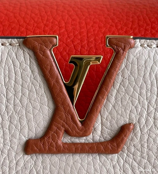 First bags ru VUITTON LOUIS BB CAPUCINES 0821